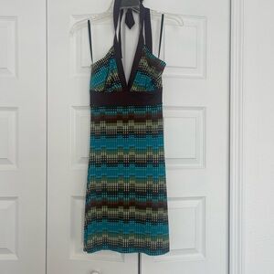 Alyn Paige Blue and Green Backless Dress